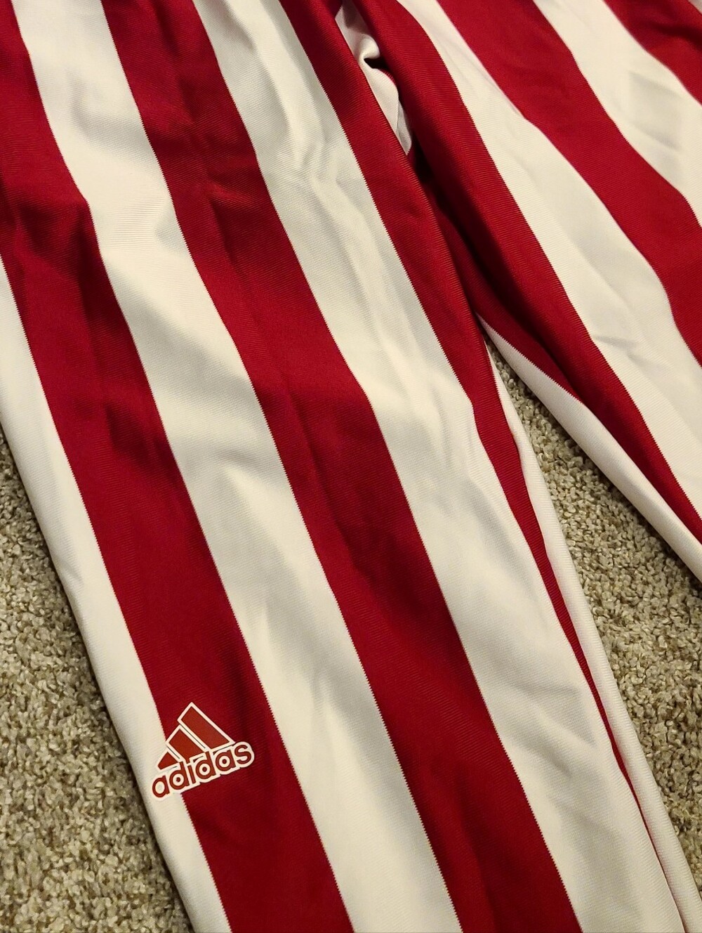 Men's/ Unisex M, Indiana Hoosiers Adidas Red & White Vertical Stripe Pants - Picture 3 of 7